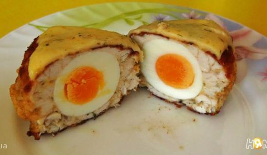 Рецепт куриные котлеты с яйцом под сыром