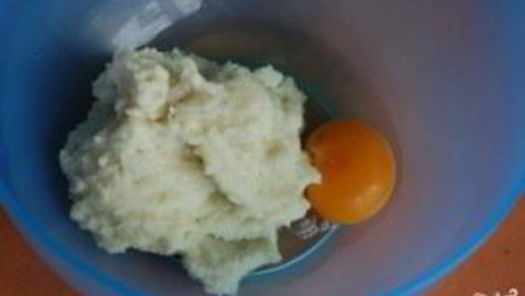 ШАГ 4. манные котлеты