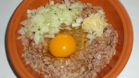 ШАГ 7. мясные котлеты с перловкой