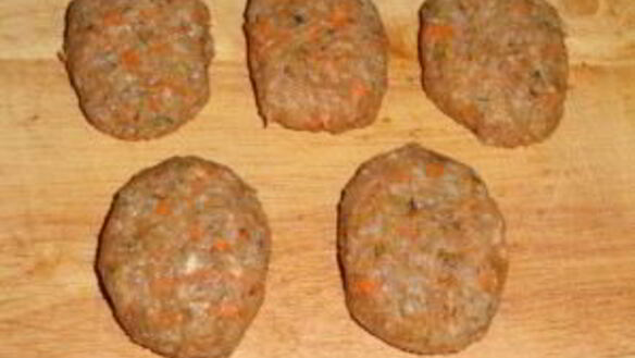 ШАГ 4. нежные мягкие котлеты