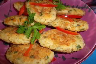 Рисовые котлеты с сыром и петрушкой