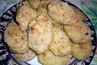 Рыбные котлетки из консервов