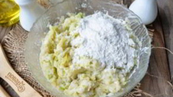 ШАГ 7. рыбные котлеты с творогом и кабачками