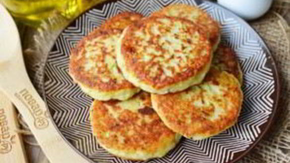 ШАГ 9. рыбные котлеты с творогом и кабачками