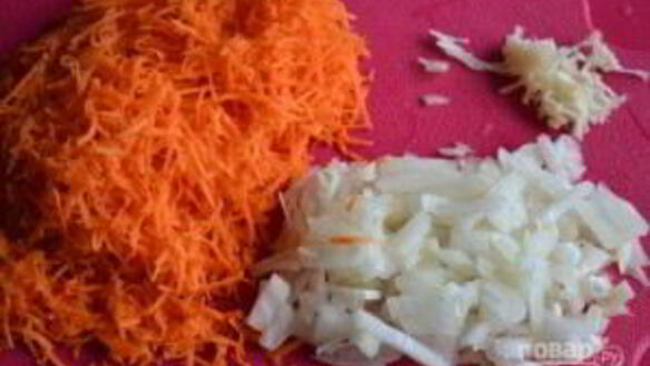 ШАГ 4. рыбные котлеты в сырной шубе