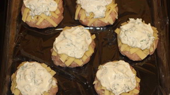 ШАГ 9. стожки из куриного фарша