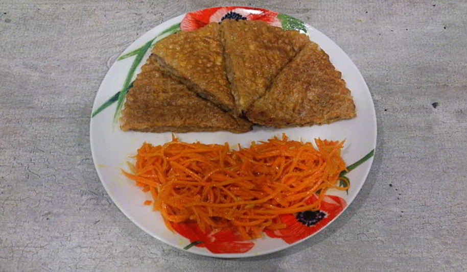 Рецепт треугольные котлеты в вафельном корже