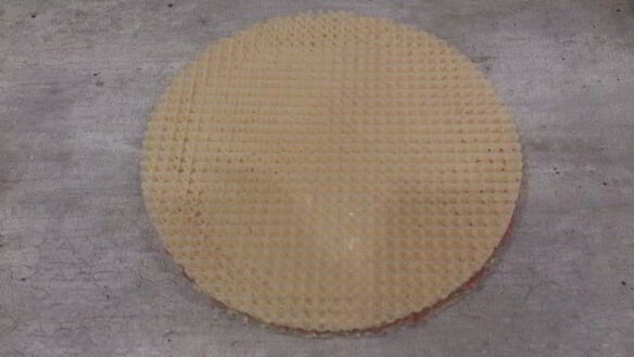 ШАГ 4. треугольные котлеты в вафельном корже