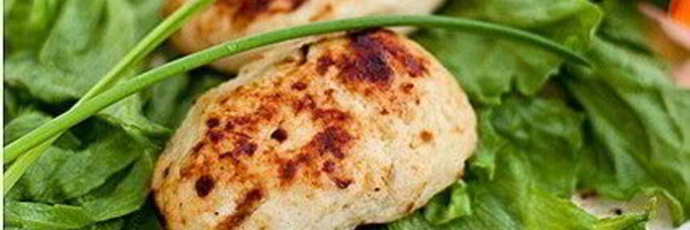 Запеченые куриные котлеты с яблоком