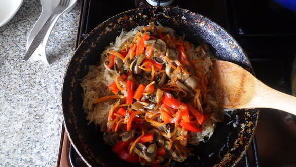 ШАГ 8. лапша чапче