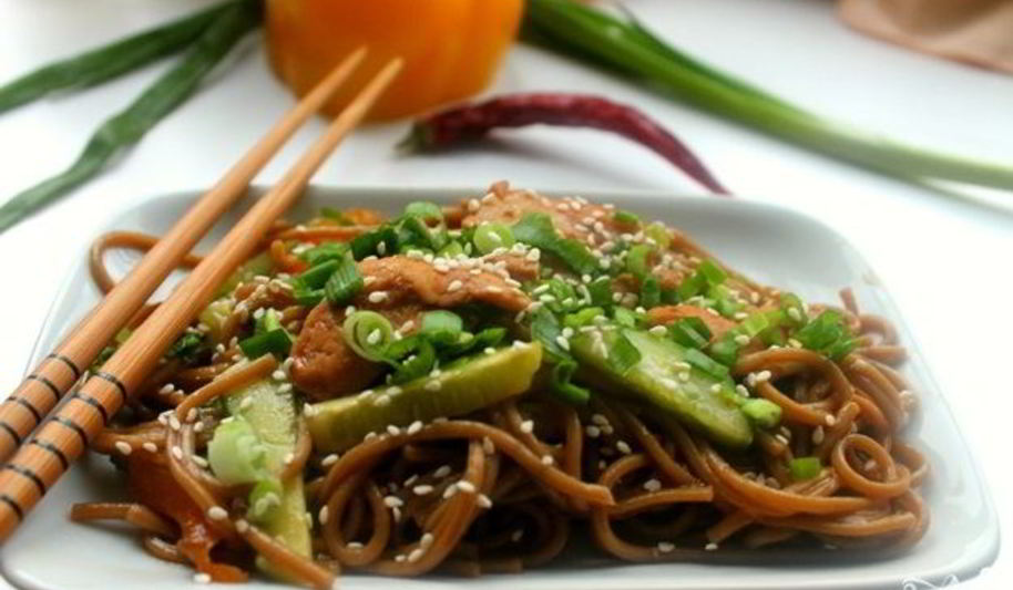 Рецепт лапша по-японски с курицей