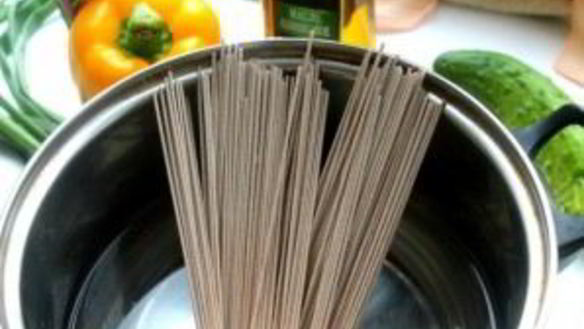 ШАГ 3. лапша по-японски с курицей