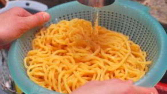 ШАГ 4. лапша с мясом и брокколи