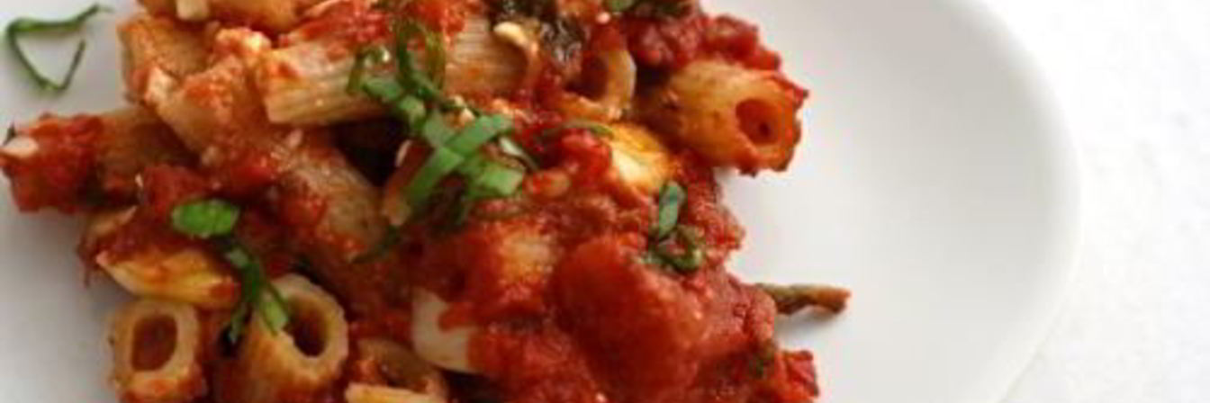 Лапша с помидорами