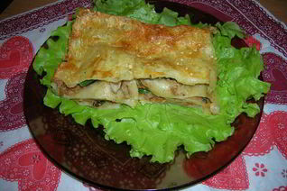 Лазанья мясо-шпинатная