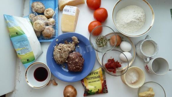 ШАГ 2. лазанья с фаршем и грибами