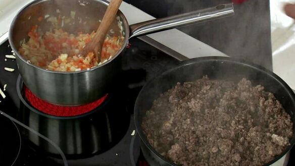 ШАГ 2. лазанья с лавашом