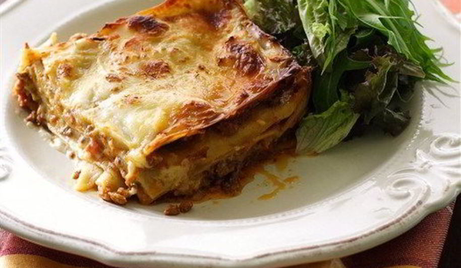 Рецепт лазанья с соусом бешамель, марсалой, пармезаном и луком-шалот