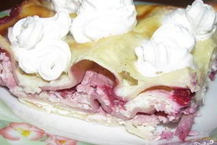Лазанья с творогом и ягодами