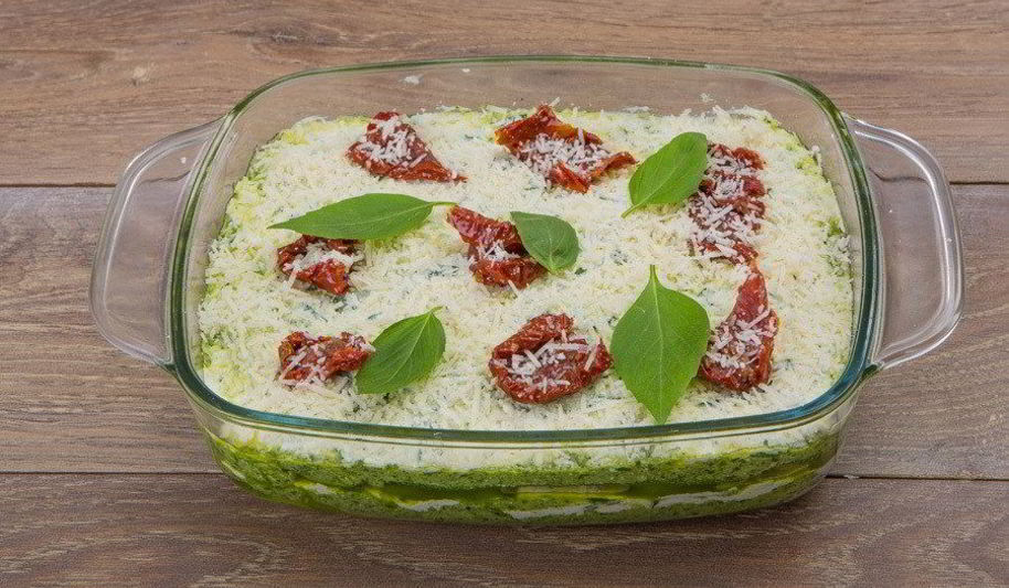 Рецепт овощная лазанья из цукини с рикоттой и соусом песто