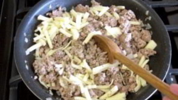 ШАГ 5. большие макароны с фаршем