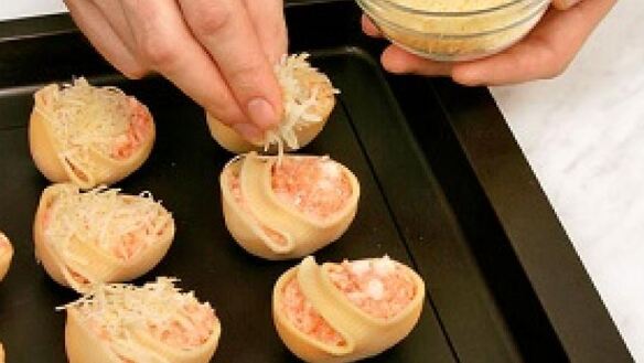 ШАГ 3. фаршированные ракушки