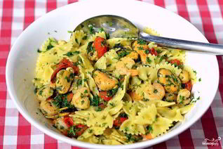 Макароны с мидиями