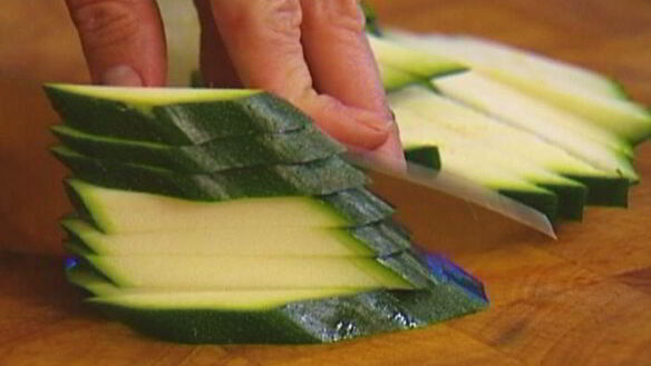 ШАГ 2. макароны с цукини, пармезаном и розмарином