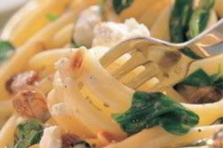 Макароны со шпинатом и рикоттой