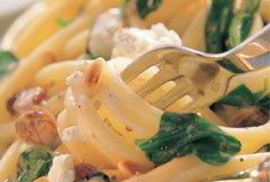 Макароны со шпинатом и рикоттой