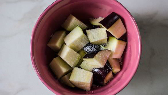 ШАГ 2. паста из кабачков с томатным соусом