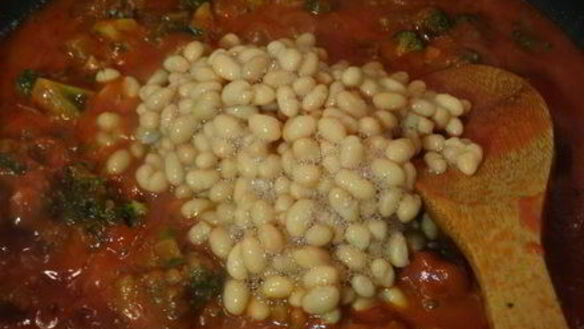 ШАГ 7. паста с брокколи и белой фасолью