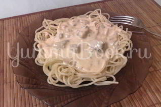 Паста с консервированным лососем