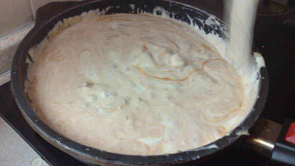 ШАГ 21. паста с консервированным лососем