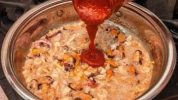 ШАГ 4. паста с морепродуктами