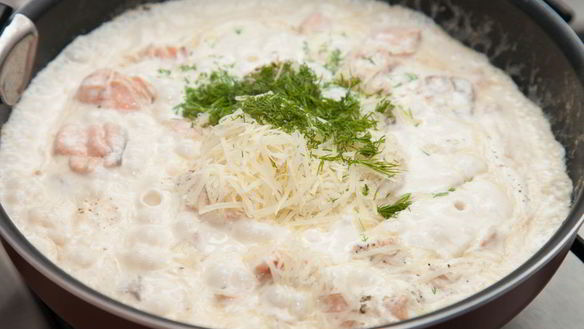 ШАГ 7. паста с семгой в сливочном соусе