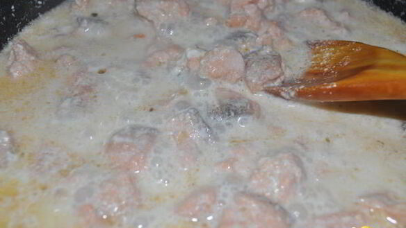 ШАГ 6. паста с семгой