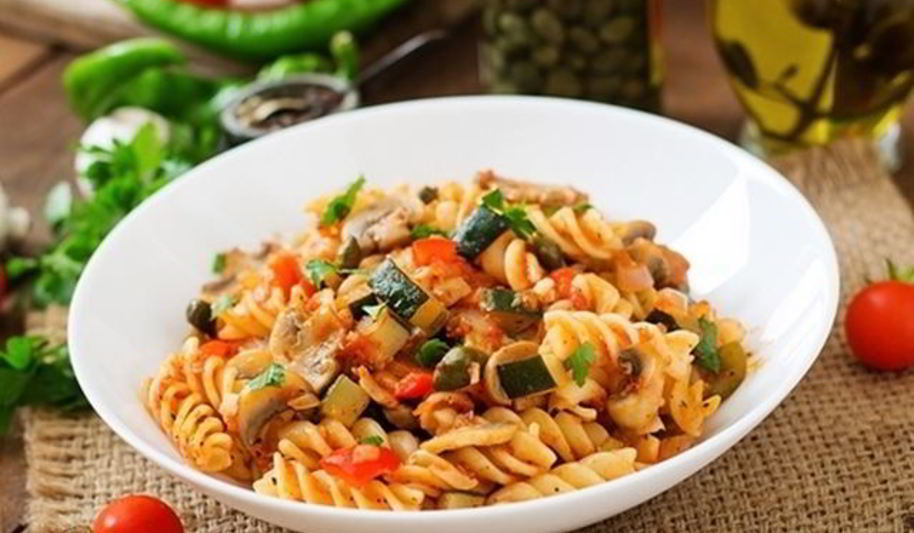 Рецепт пикантная паста с овощами