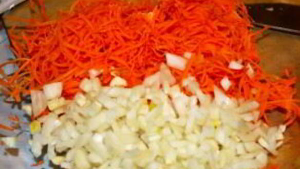 ШАГ 2. спагетти под соусом болоньезе