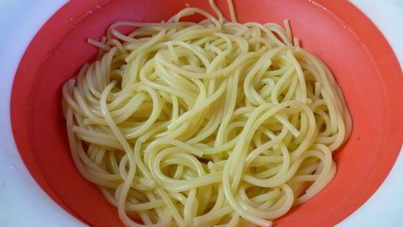 ШАГ 6. спагетти с фаршированными томатами