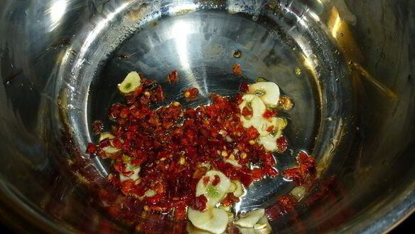 ШАГ 7. спагетти с фаршированными томатами