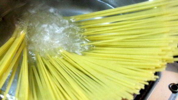 ШАГ 2. спагетти с овощами в сливочном соусе