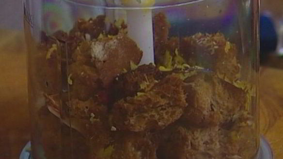 ШАГ 6. спагетти с сушеными помидорами, чесноком и сухарной крошкой