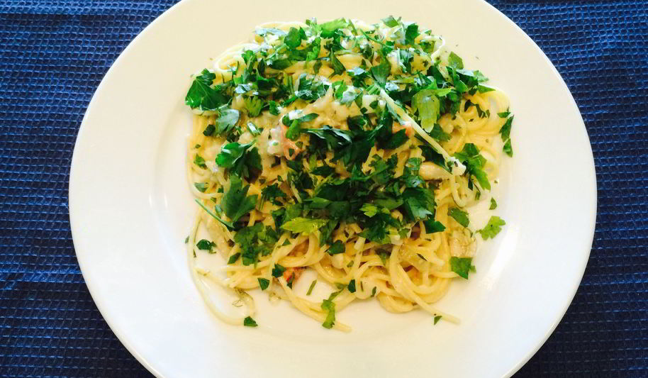 Рецепт спагетти с треской и копченым лососем