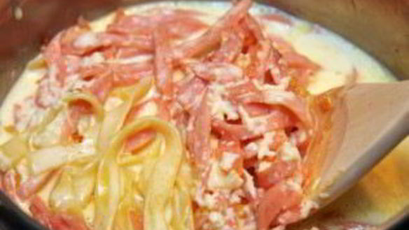 ШАГ 5. спагетти с ветчиной