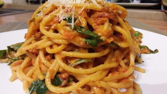 ШАГ 10. спагетти в красном