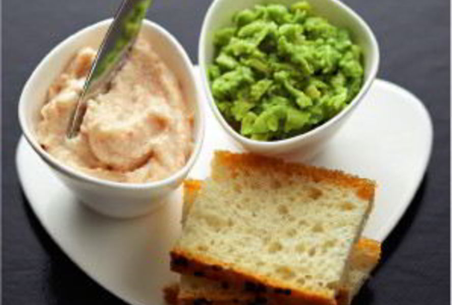 Тарама и паста из авокадо