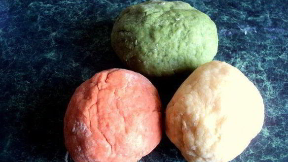 ШАГ 5. цветная паста триколор