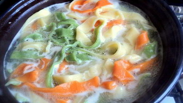 ШАГ 10. цветная паста триколор