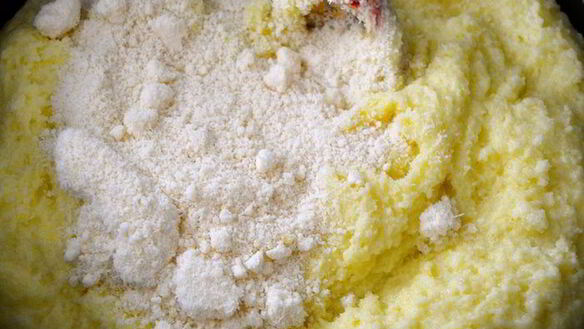 ШАГ 5. манные ньокки по-римски, запеченные под соусом бешамель